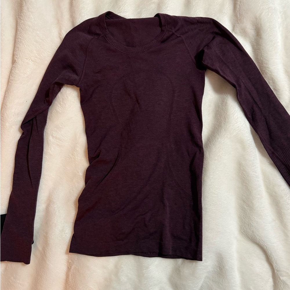 Lululemon swiftly tech long sleeve-dark purple